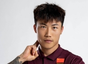 包含哈兰德场边指挥情绪激动，马竞队员怒摔水瓶的词条